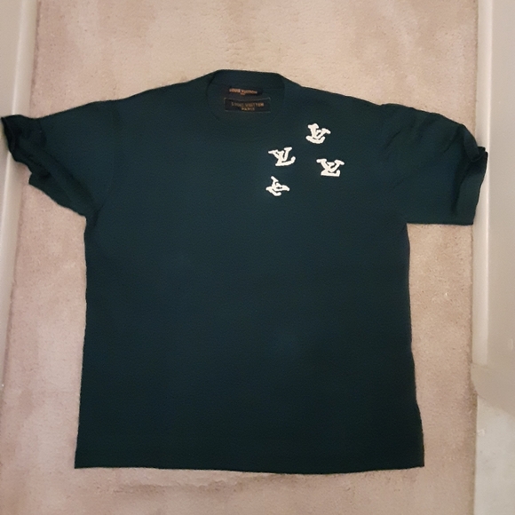 MEN'S LOUIS VUITTON SHORT SLEEVE MONOGRAM GRAPHIC SWEATER - Picture 2 of 11